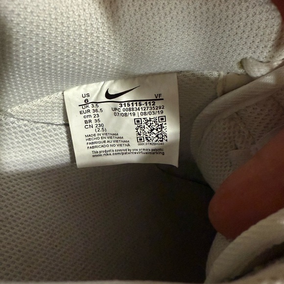 Nike Air Force 1 Low Blue Butterfly‎ Fun
Custom Shoes Women’s Size 6 - Picture 10 of 11